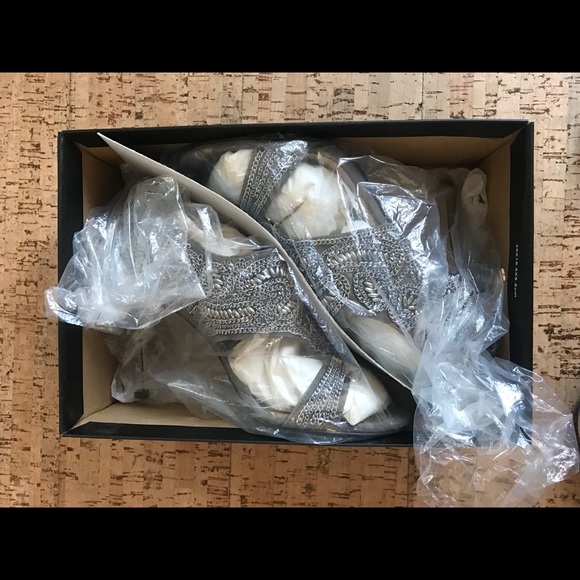 JC Colleczione Elegant Sandals - Picture 5 of 6